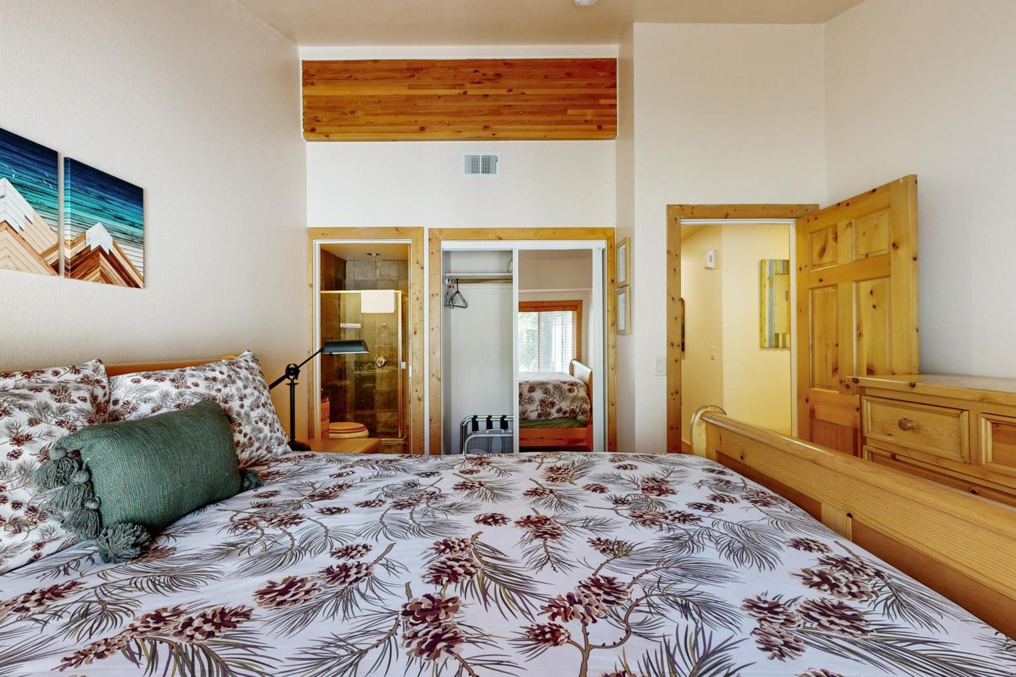 Tavern Olympic Valley  Room photo